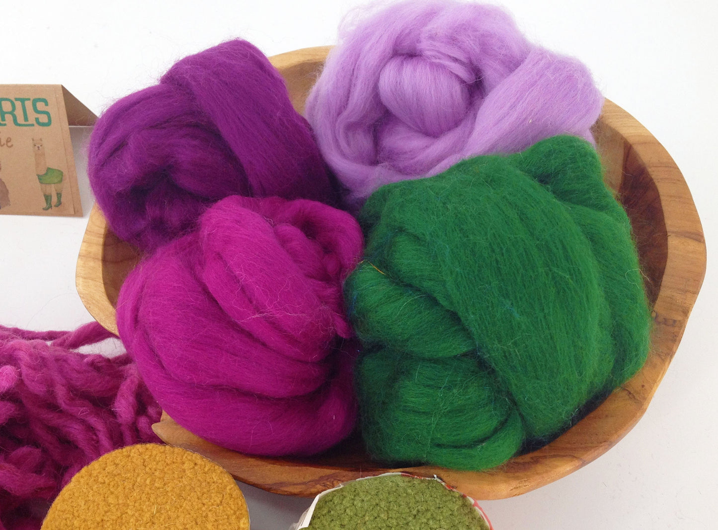 Creative Weaving Pack. 100% Wool 950g. Latch Hook Tool and Project Backing. Wall Hanging Tapestry Kit. Vibrant Garden
