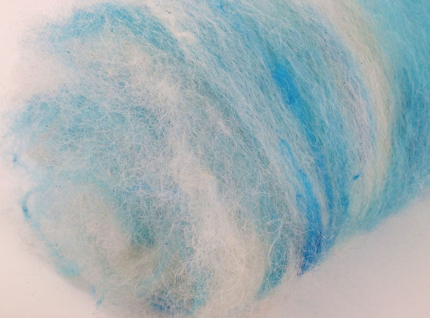 Art Batt for Spinning 124g. Hand Washed and Carded Curly Ryeland Longwool with Hand Dyed Turquoise Mohair and a hint of Tussah Silk
