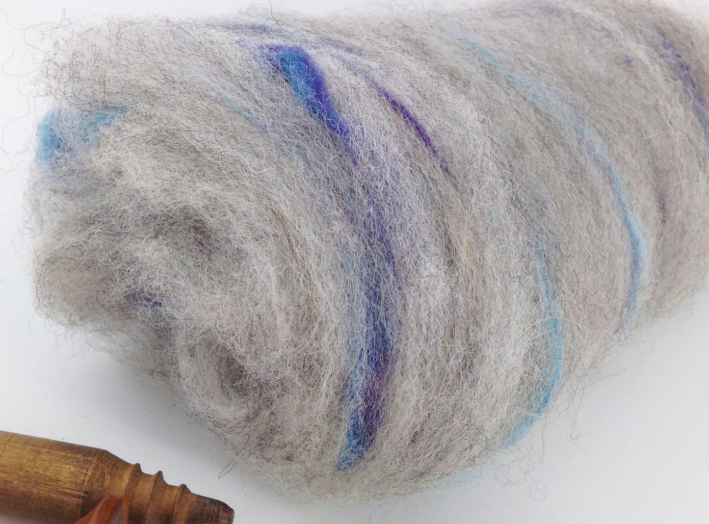 Art Batt for Spinning 127g. Hand Washed and Carded Natural Lilac Jacob Wool with Hand Dyed Two Tone Blue Tussah Silk
