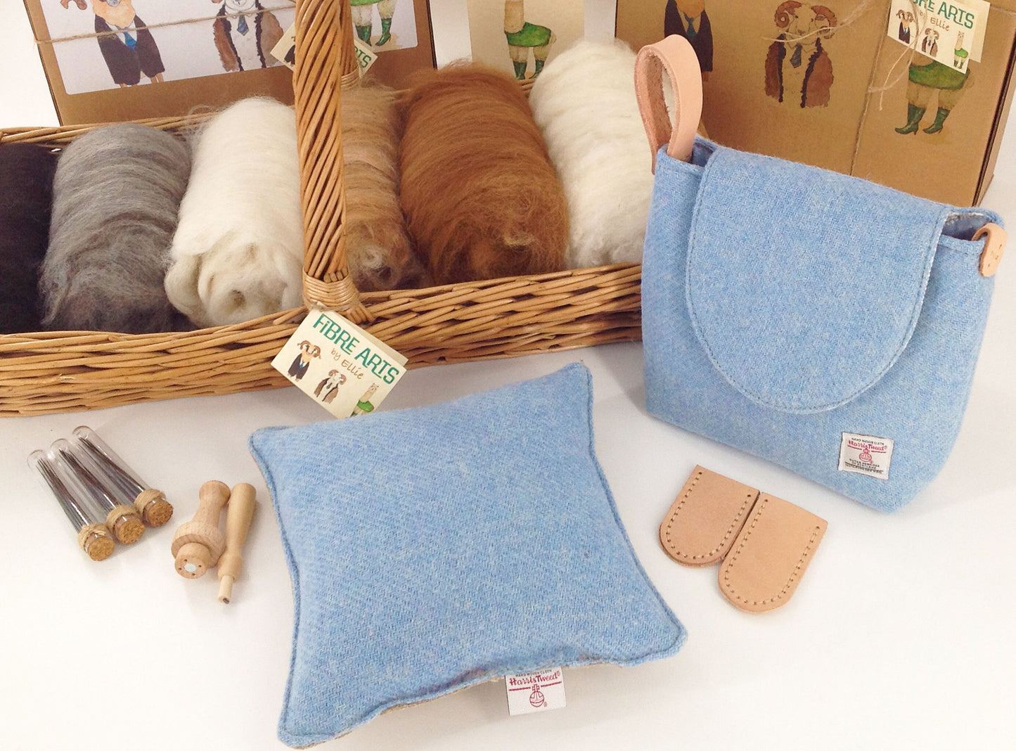 Premium Needle Felting Kit. Harris Tweed Bag and Wool Filled Needle Felting Mat, Multi Tool, Alpaca Fibre, Veg Tan Leather Finger Protectors