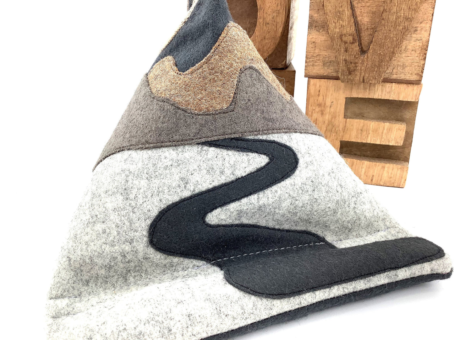 Bean Bag Tablet or Phone Stand. Weighted Pure Wool Applique Personalised Gift