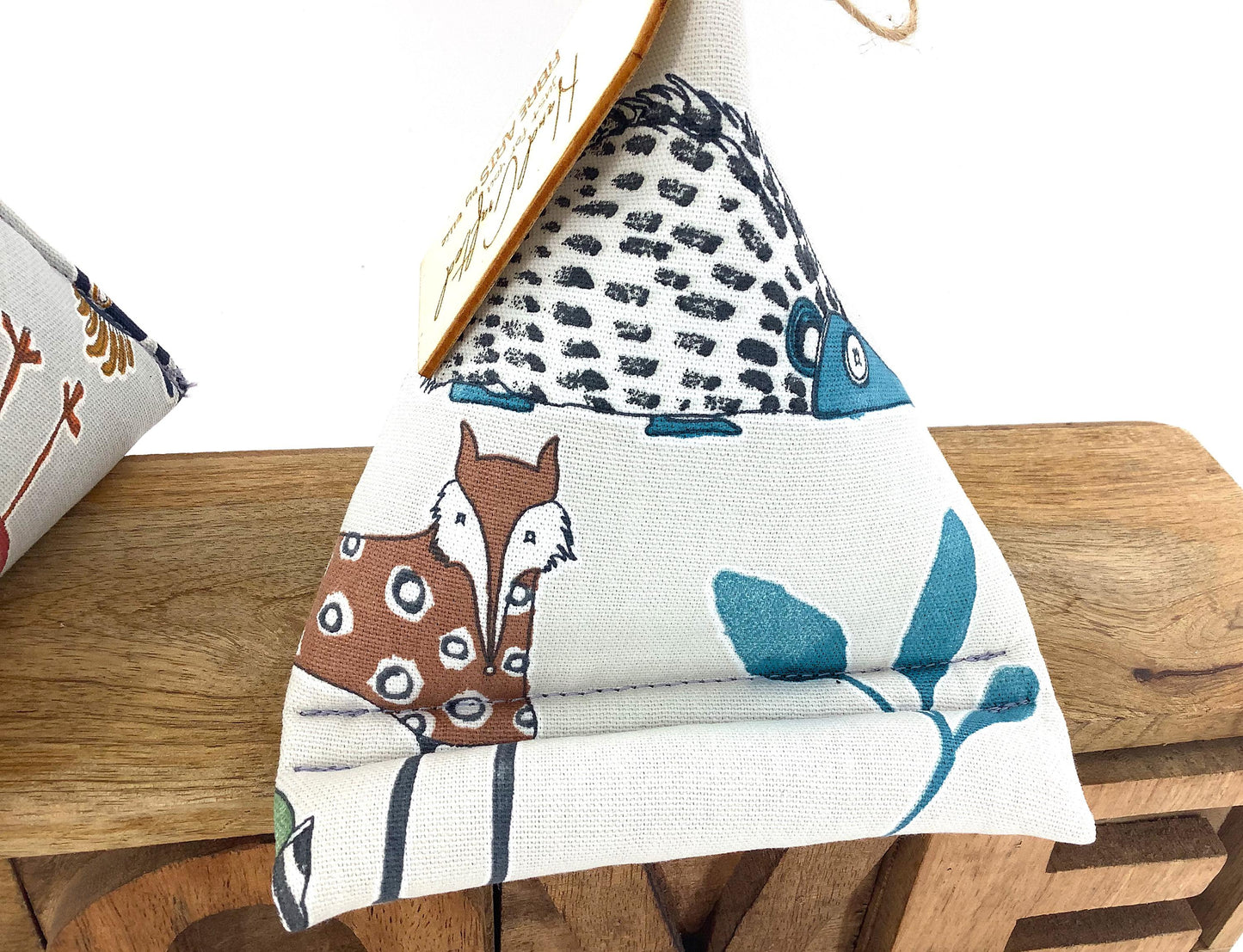 Sheep Mobile Phone. Kindle, iPad or Tablet Stand. Weighted, Sturdy and Washable. Hen, Fox Small Yet Mighty Cotton Hand Crafted Gift
